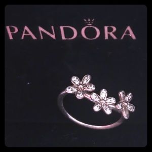 Pandora Daisy Ring